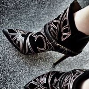 Lilla nuance Stramme Isabel Marant | Shoes | Iso Isabel Marant Blackson Boot 38 Black Or Red |  Poshmark